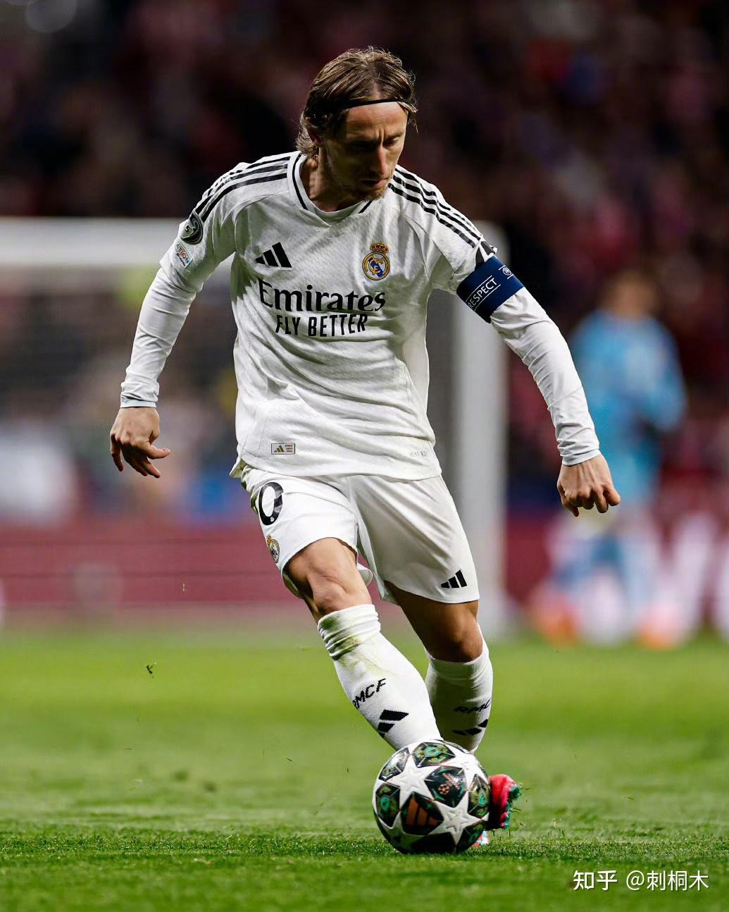 亚冠海港VS柔佛新山：3大外援出击，两大国足希望之星领衔，李圣龙冲锋