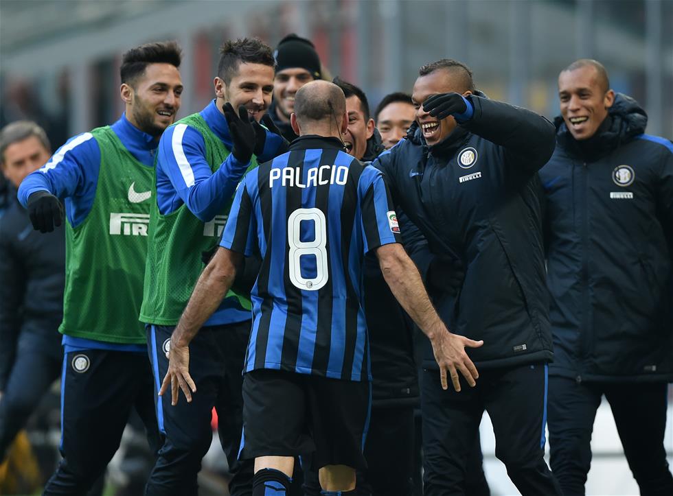 足球英超本轮最佳阵公布，新援发挥亮眼