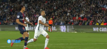 维多利亚面对马德里在圣马梅斯：阿诺德和卡马万加受伤